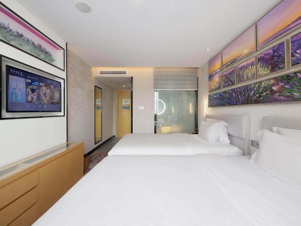 Lavande Hotel Guangzhou Shangxiajiu Pedestrian Street Hualin Temple Metro Station Exterior photo