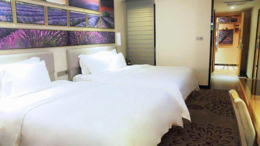 Lavande Hotel Guangzhou Shangxiajiu Pedestrian Street Hualin Temple Metro Station Exterior photo